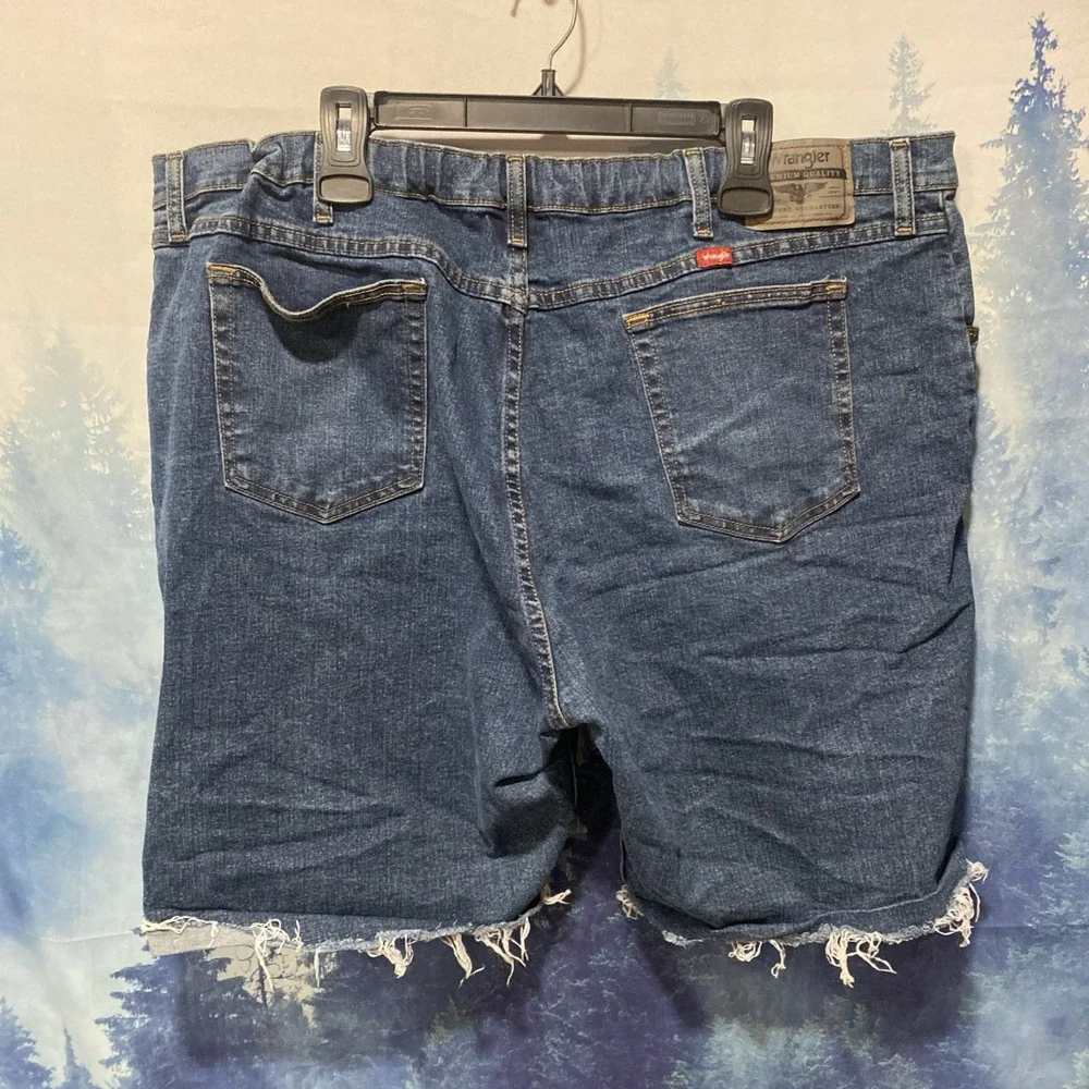 Wrangler Cutoff Shorts Men 46x10Blue Denim  Casual Shorts Adj Waist  Band